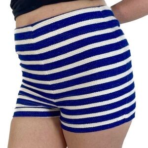 FOREVER 21 - high waisted hot pants